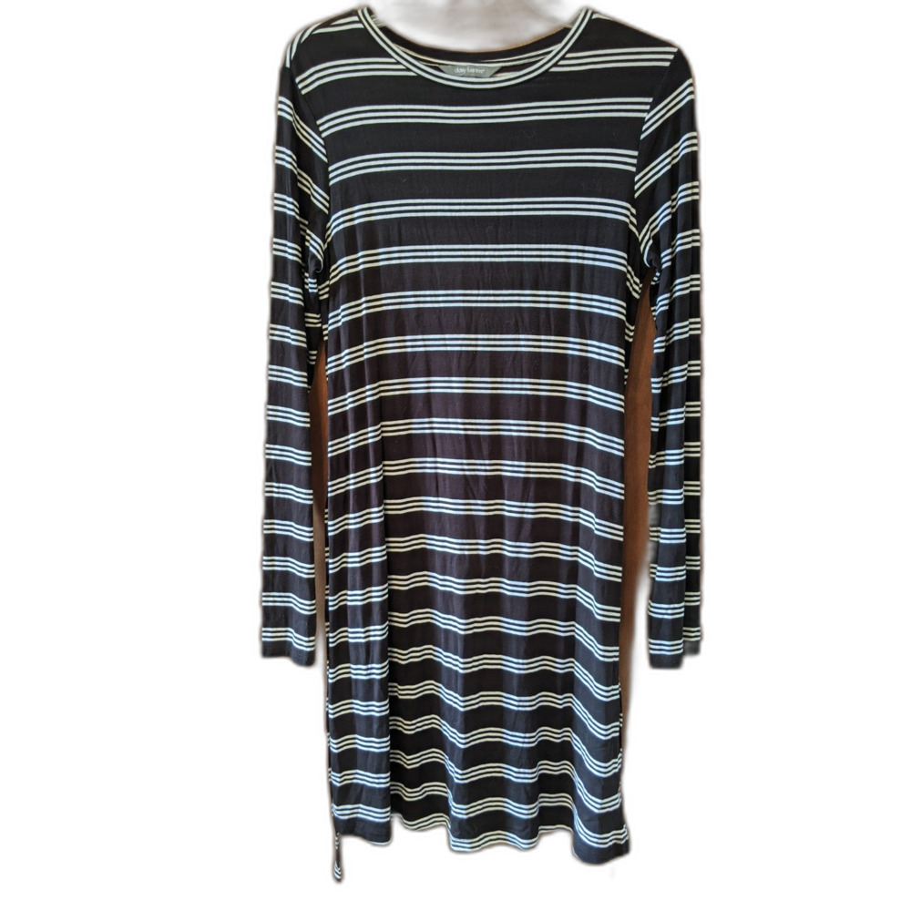 Daisy Fuentes Dress Black White Stripe Knit L/S Knee Length Sz S Preppy Academia